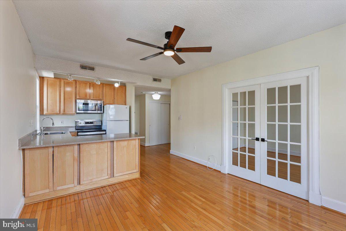 1401 Columbia Road Northwest, Unit 410 Washington, DC 20009 - Photo 1 of 27