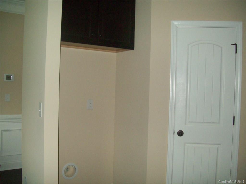 9200 Inverness Bay Road Charlotte, NC 28278 - Photo 13 of 23 Gallery Image 13