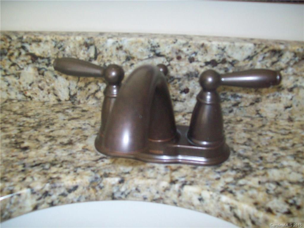 9200 Inverness Bay Road Charlotte, NC 28278 - Photo 22 of 23 Gallery Image 22