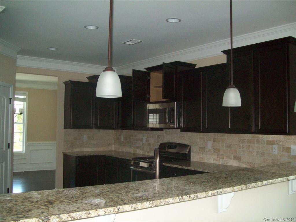 9200 Inverness Bay Road Charlotte, NC 28278 - Photo 9 of 23 Gallery Image 9