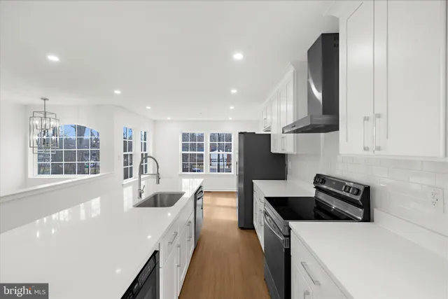 $649,900 | 5705 Lincoln Avenue, Lanham, MD 20706