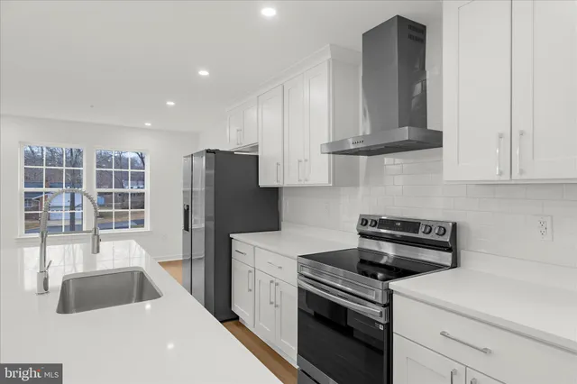 $649,900 | 5705 Lincoln Avenue, Lanham, MD 20706