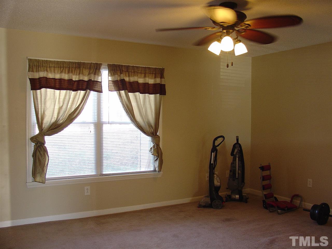8200 Merriweather Circle Raleigh, NC 27616 - Photo 8 of 20