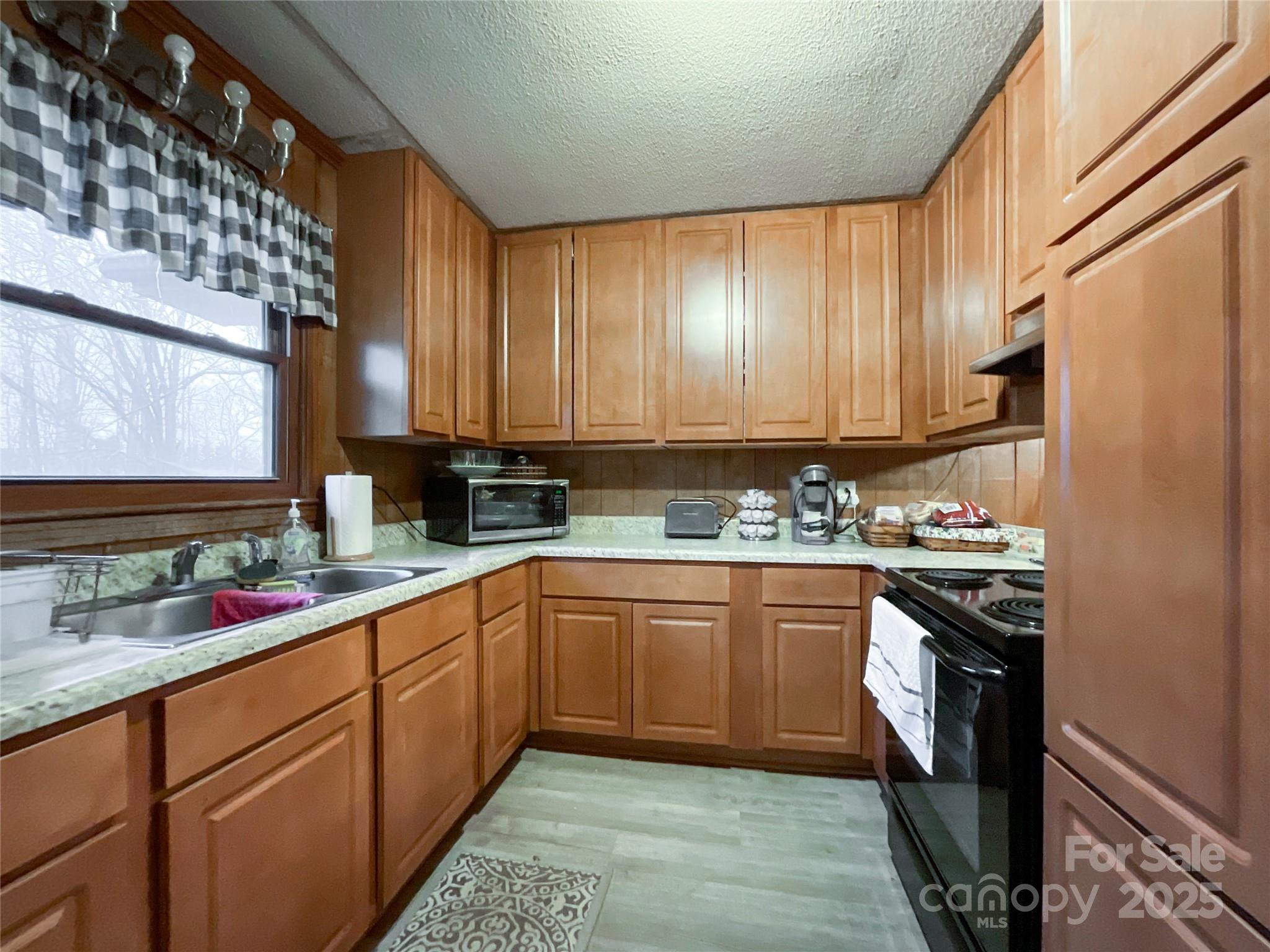 122 Wesley Woods Road Monroe, NC 28110 - Photo 10 of 44 Gallery Image 10