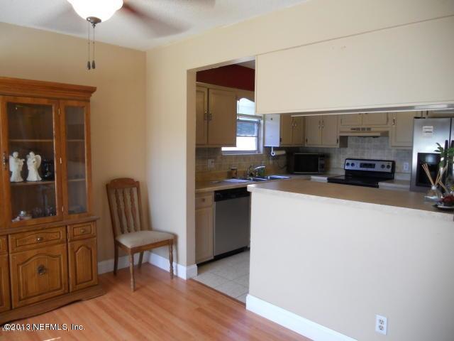 6262 Townsend Road Jacksonville, FL 32244 - Photo 15 of 34 Kitchen view