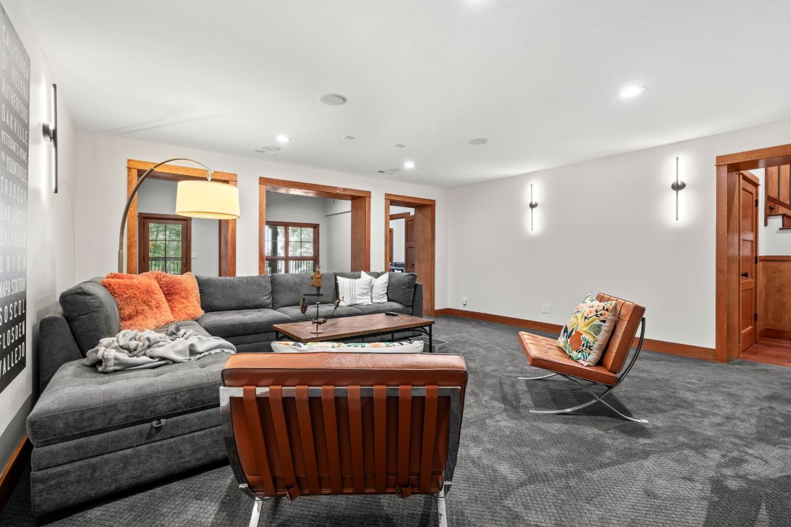 781 Hudson Road Highlands, NC 28741 - Photo 28 of 43 Large Family Room