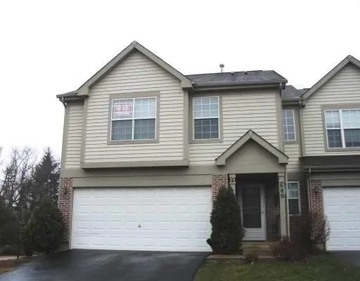 $2,400 | 689 East Whispering Oaks Court, Unit 689, Palatine, IL 60074