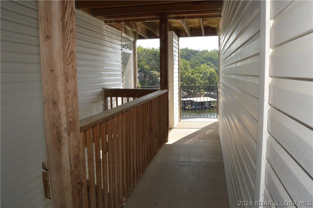 40 Lighthouse Road, Unit 3201 Lake Ozark, MO 65049 - Photo 17 of 38 Covered breezeway