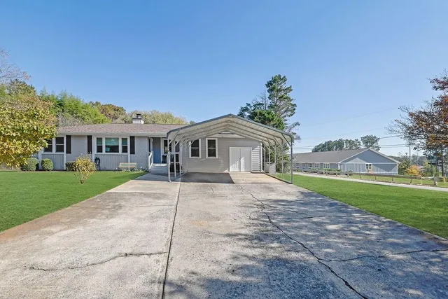 $330,000 | 7618 Vaughn Road, Woodstock, GA 30188