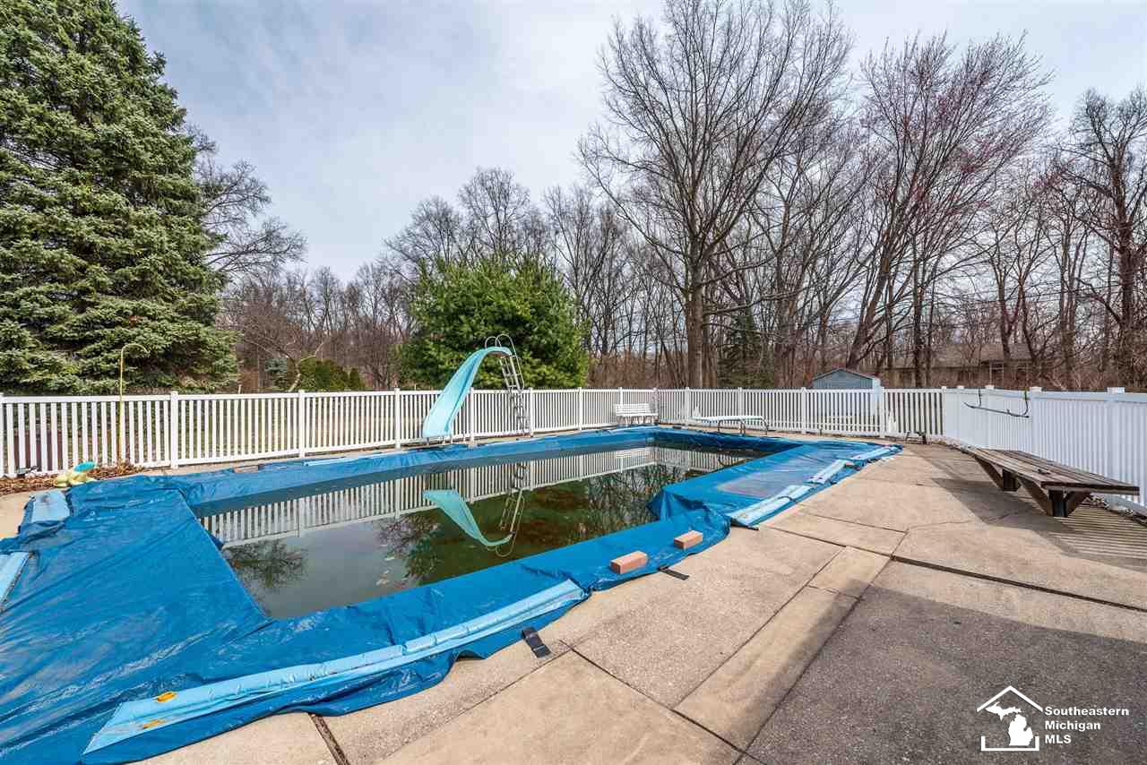 818 Ruff Drive Monroe, MI 48162 - Photo 25 of 36