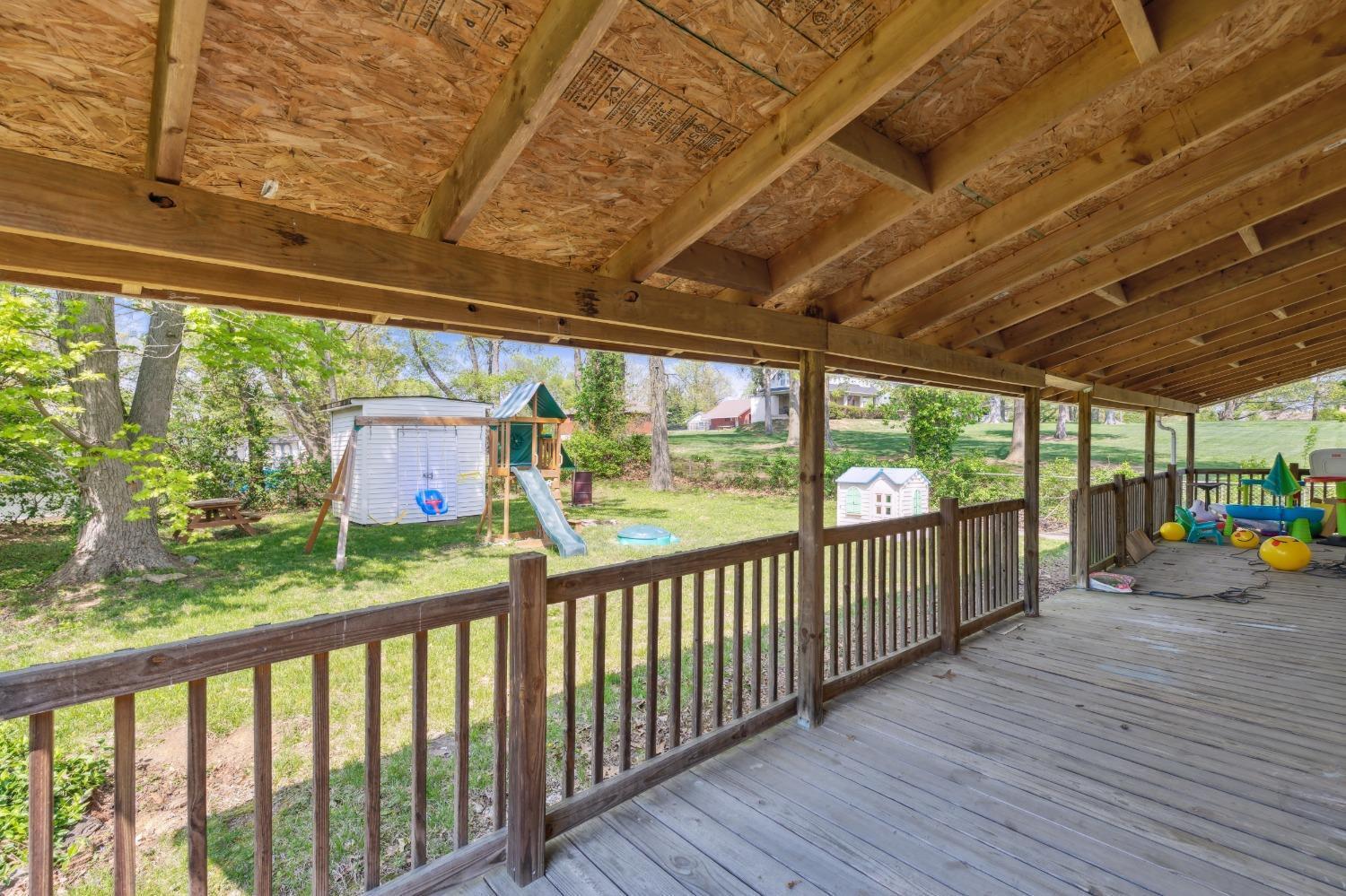 2452 Struble Road Cincinnati, OH 45231 - Photo 23 of 31 Gallery Image 23