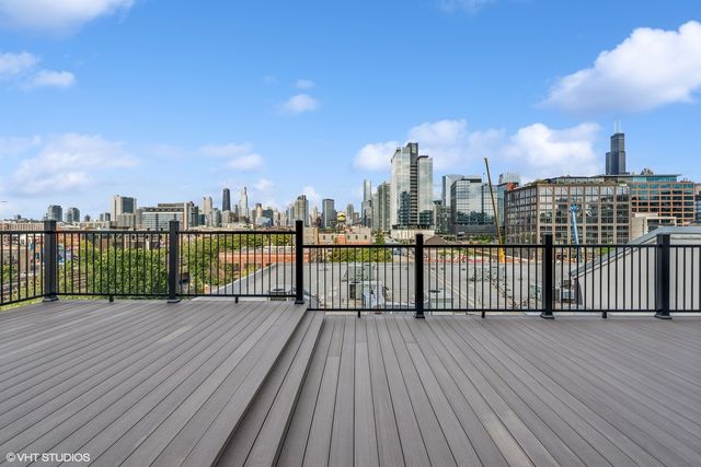 $1,900,000 | 401 North Aberdeen Street, Unit 3N, Chicago, IL 60642