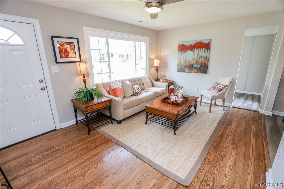 907 Boroughbridge Road Richmond, VA 23225 - Photo 4 of 32 Gallery Image 4