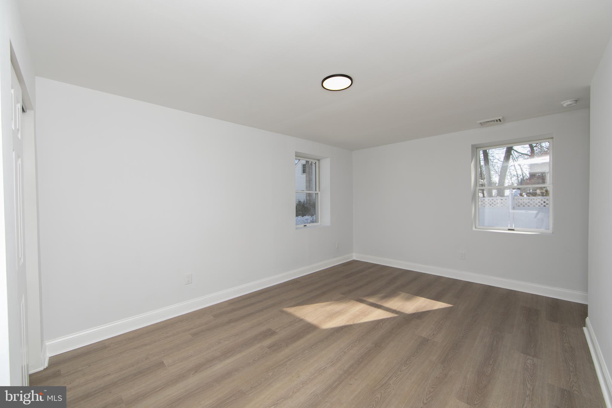 141 Oak Avenue Runnemede, NJ 08078 - Photo 23 of 32