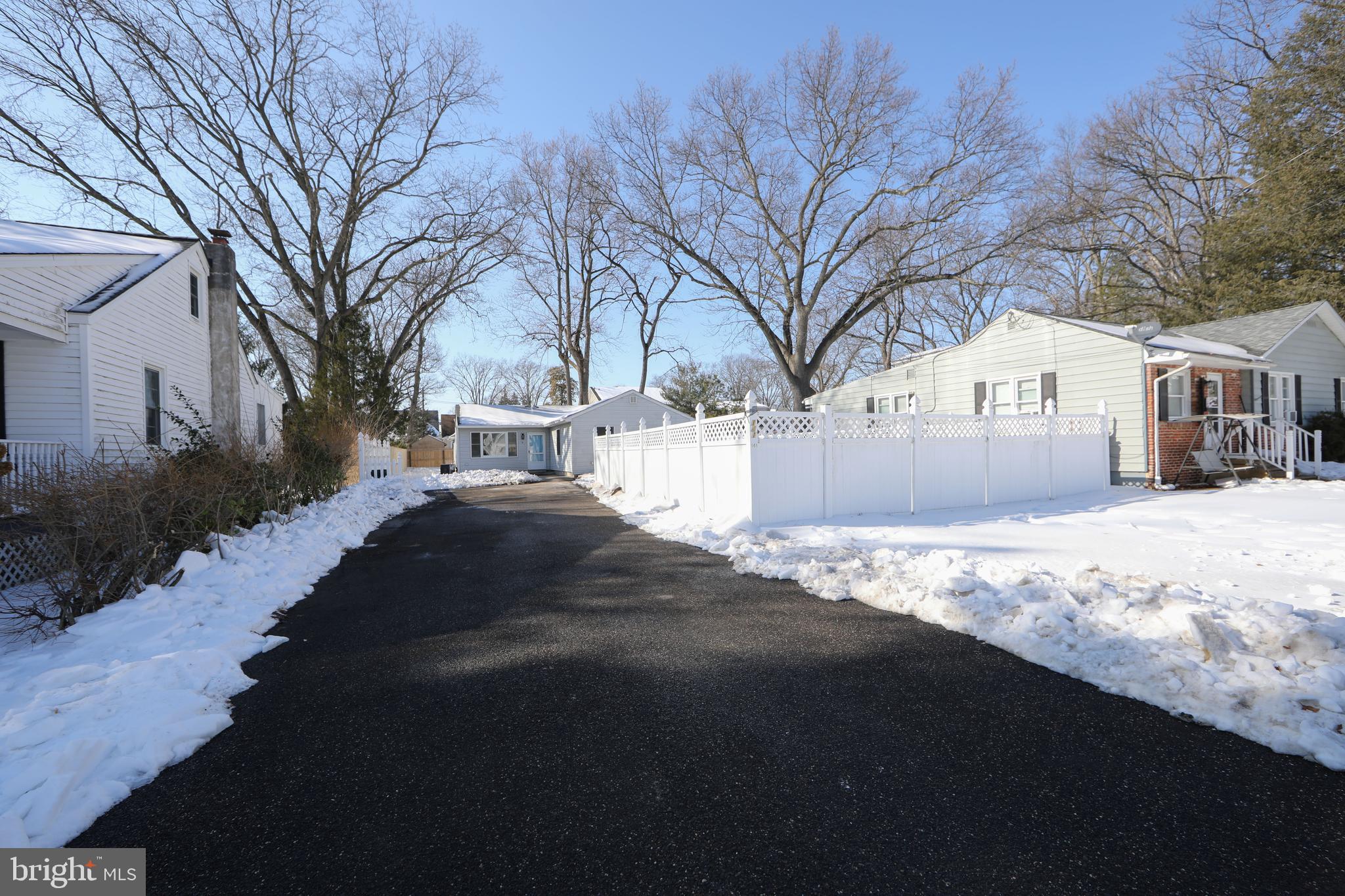 141 Oak Avenue Runnemede, NJ 08078 - Photo 3 of 32