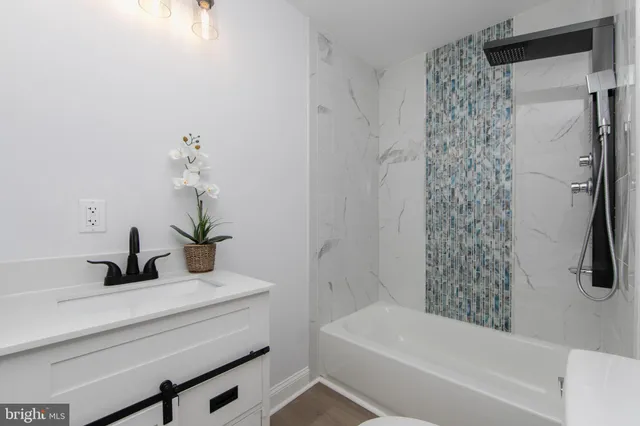 $364,900 | 141 Oak Avenue, Runnemede, NJ 08078