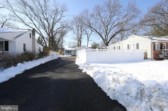 $364,900 | 141 Oak Avenue, Runnemede, NJ 08078