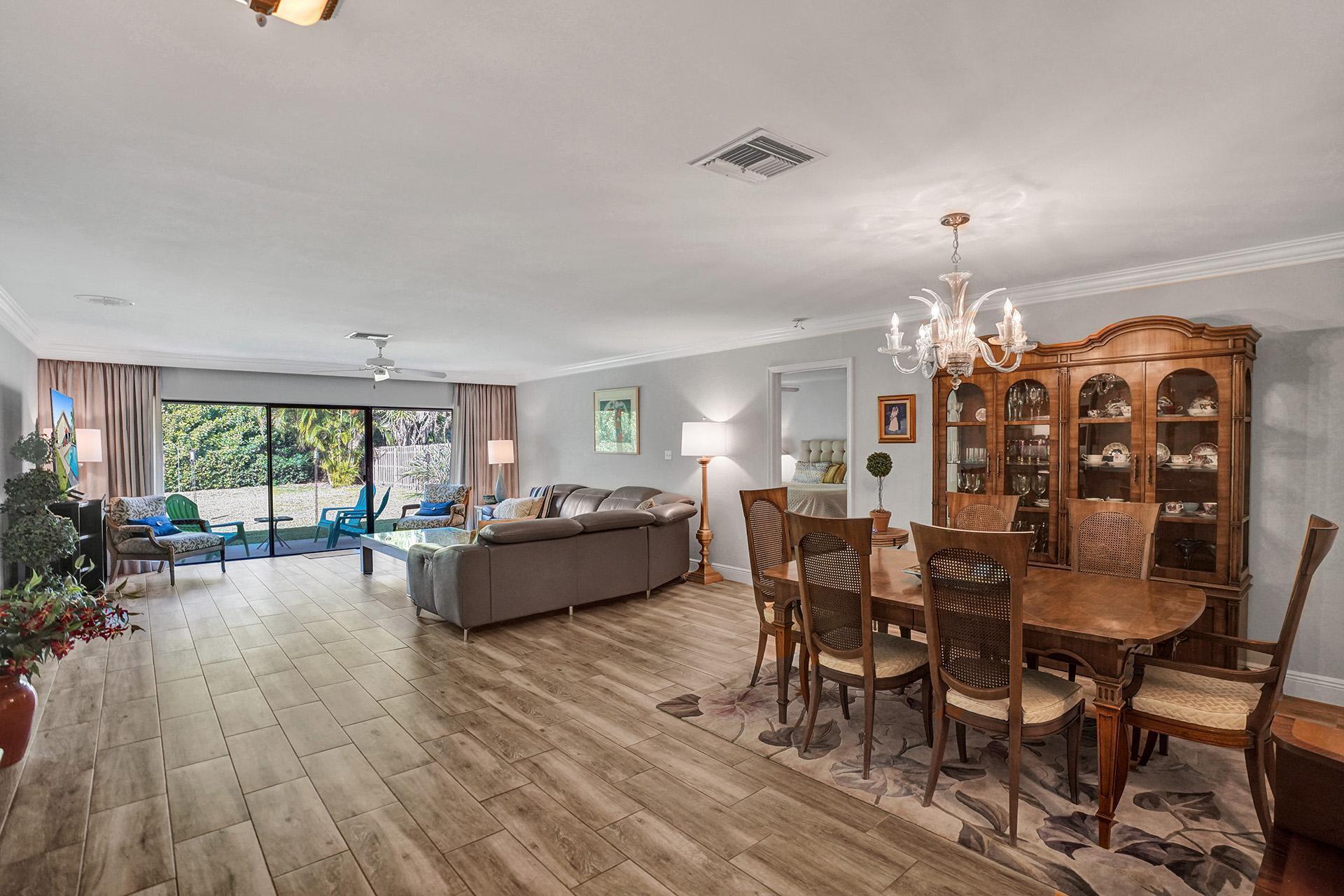 9671 Erica Court Boca Raton, FL 33496 - Photo 4 of 56 4 (1)