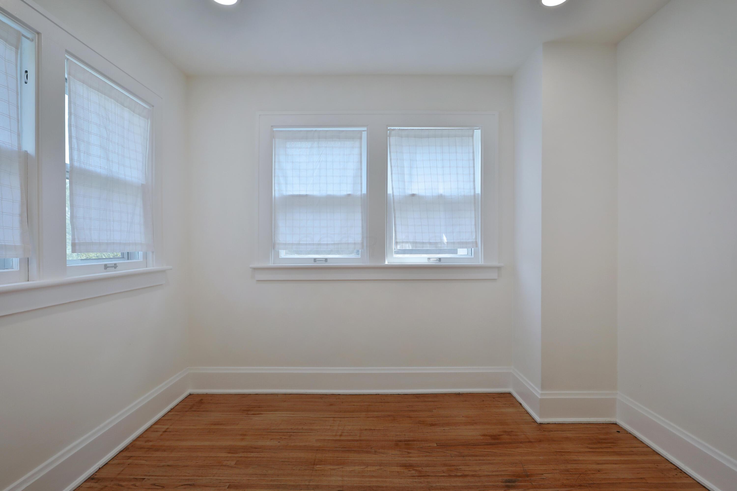 306 Crestview Road Columbus, OH 43202 - Photo 32 of 53 Bedroom #3