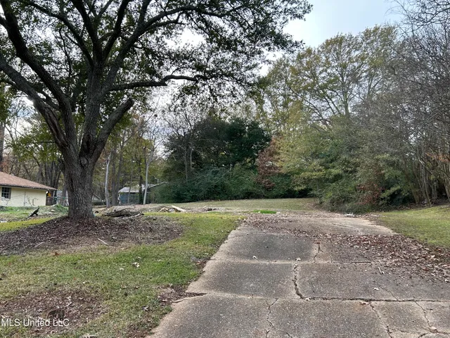 $60,000 | Meadow Ln Circle, Clinton, MS 39056