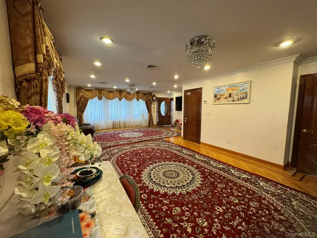 a view of an entryway