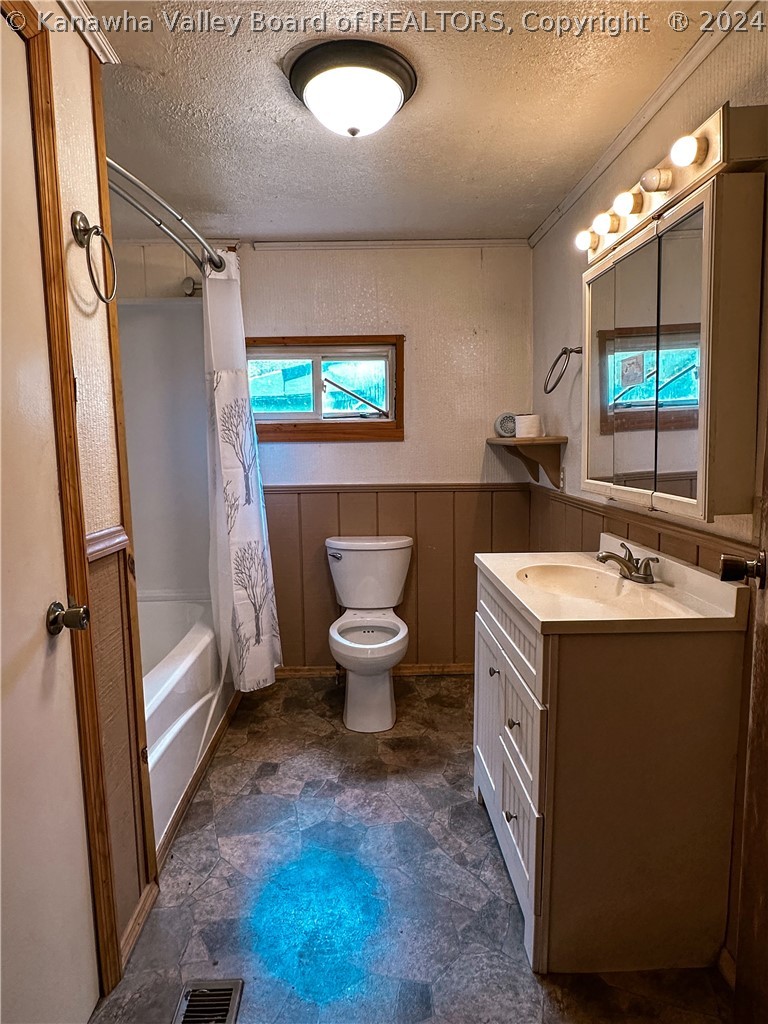 761 Moses Fork Road Dingess, WV 25671 - Photo 3 of 16 Gallery Image 3