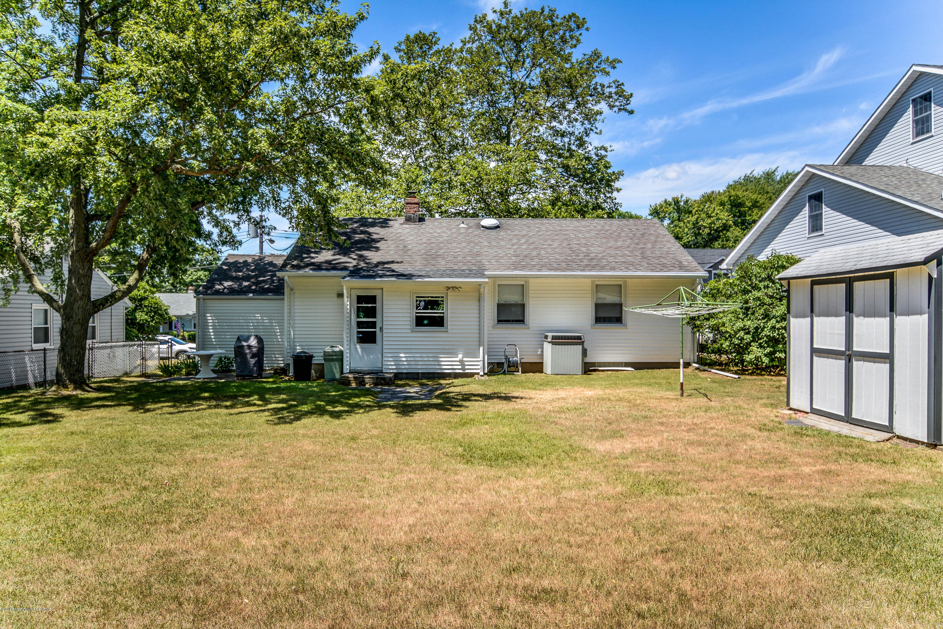 623 Hopping Road Belford, NJ 07718 - Photo 8 of 25 Rear View