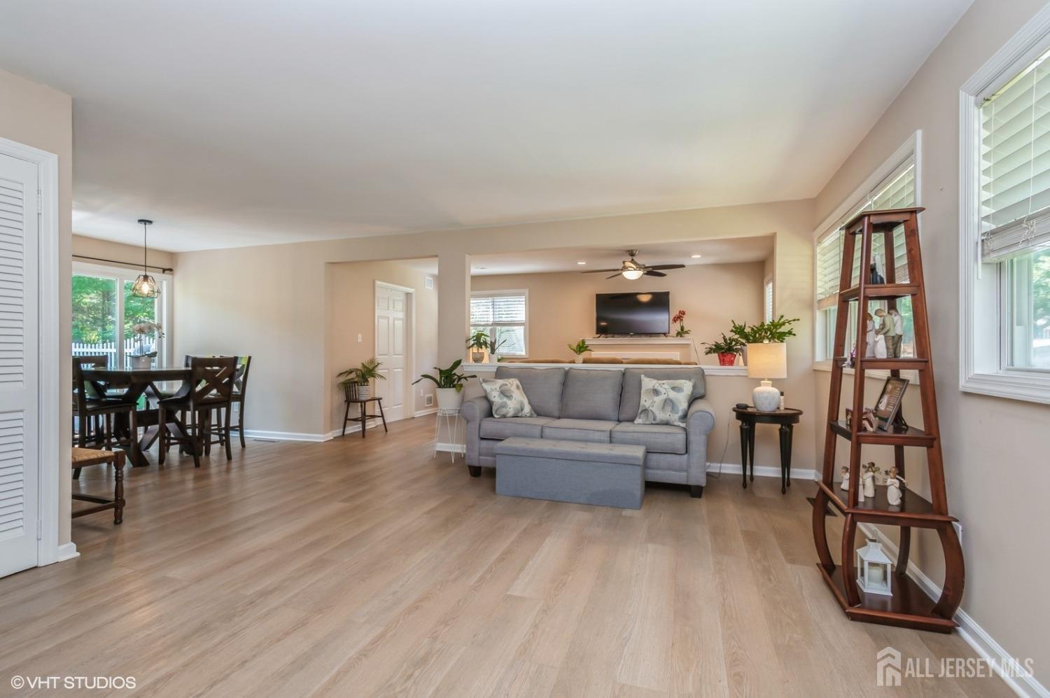 2 Savage Road Kendall Park, NJ 08824 - Photo 4 of 19 Gallery Image 4