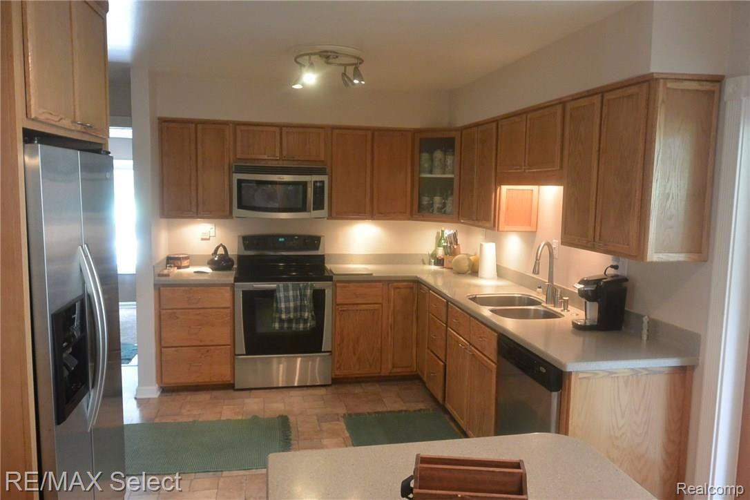 11501 West Frances Road Flushing, MI 48433 - Photo 5 of 28 DSC_2114.JPG