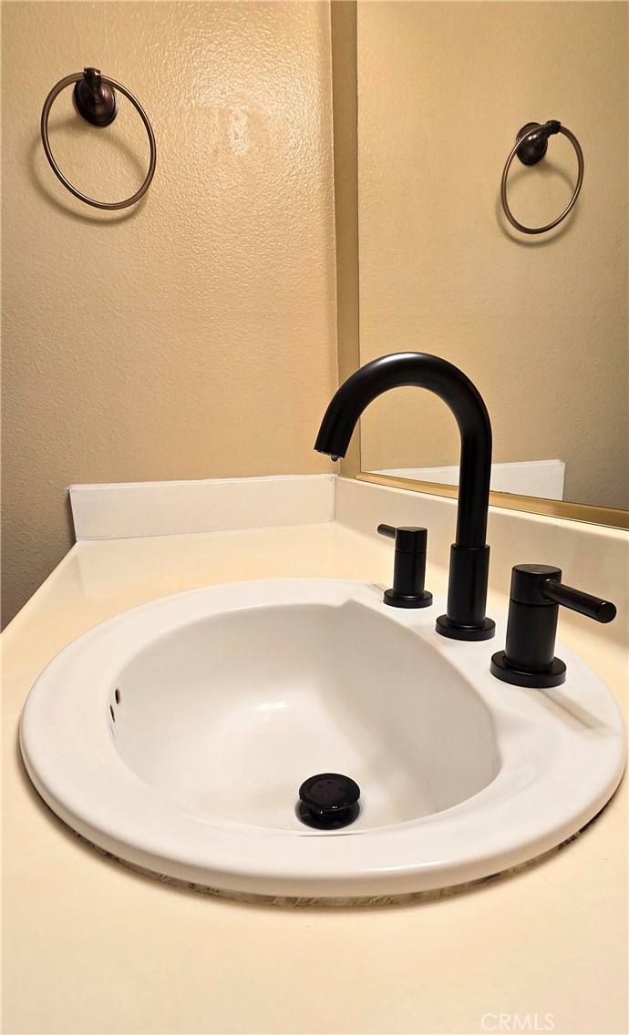 1400 Post Fullerton, CA 92833 - Photo 40 of 70 Main restroom