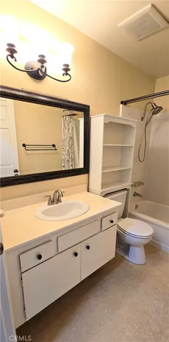 $5,400 | 1400 Post, Fullerton, CA 92833