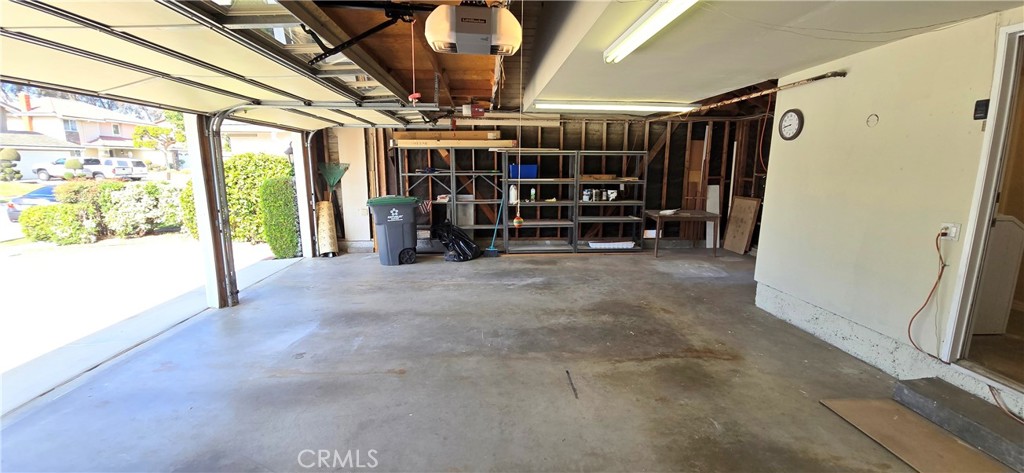 1400 Post Fullerton, CA 92833 - Photo 68 of 70 a view of empty room with wooden floor and furniture