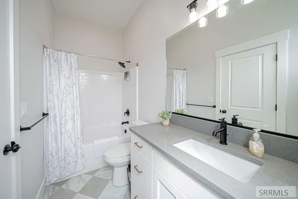 $420,000 | 4628 Memory Lane, Idaho Falls, ID 83401