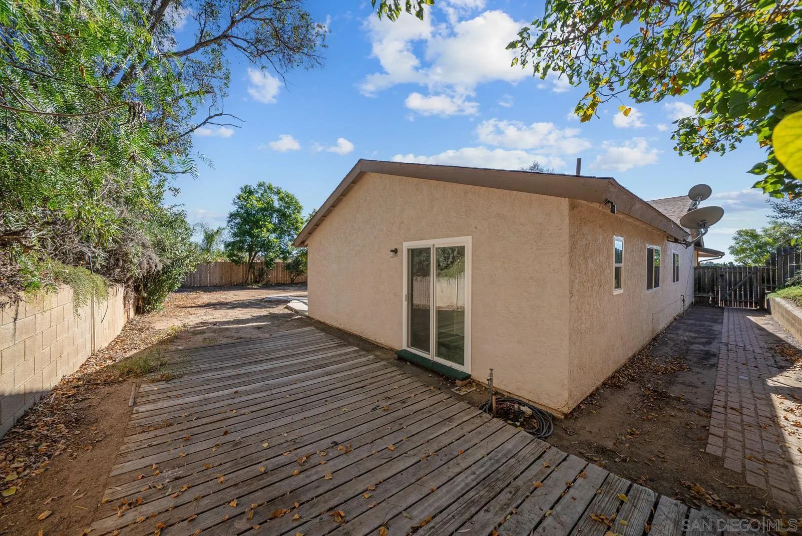 950 East Fallbrook Street Fallbrook, CA 92028 - Photo 26 of 37 a view of a house with a yard
