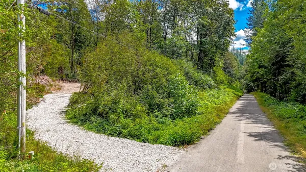 $795,000 | 1110 350th Avenue Southeast, Snoqualmie, WA 98065