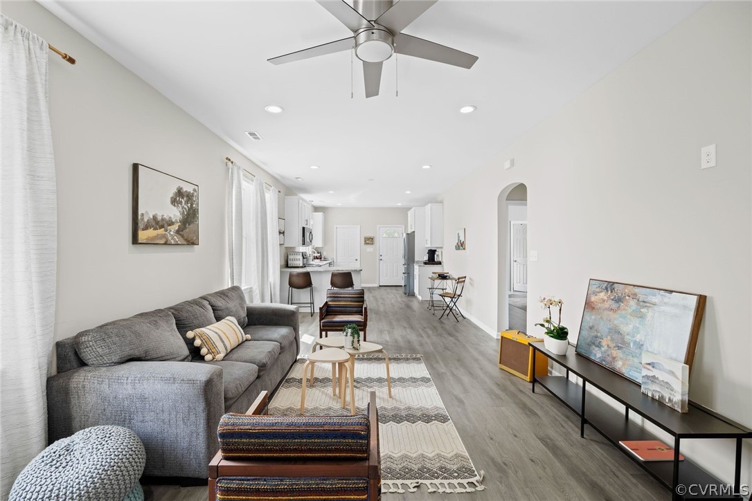 2900 Decatur Street Richmond, VA 23224 - Photo 6 of 35 a living room with furniture