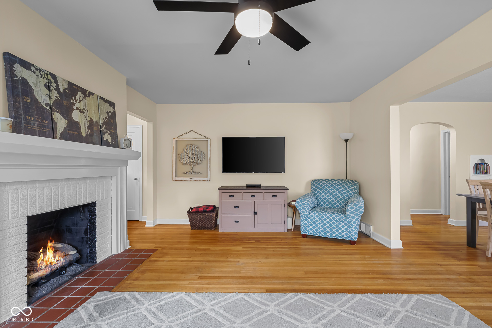 2645 Washington Street Columbus, IN 47201 - Photo 7 of 55