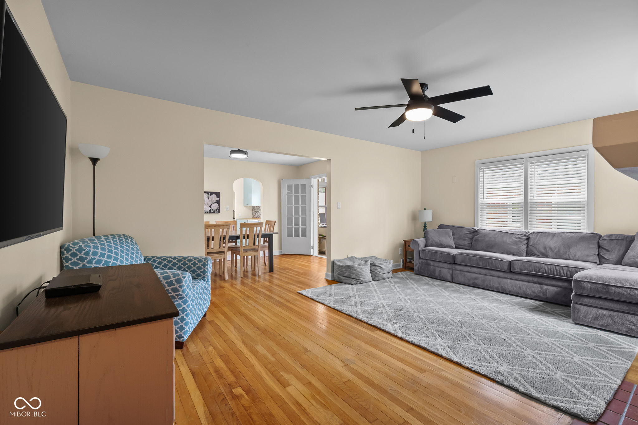 2645 Washington Street Columbus, IN 47201 - Photo 9 of 55