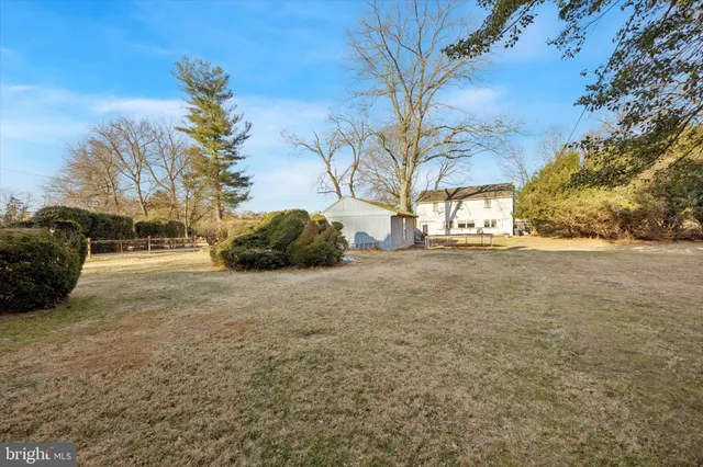 $2,850 | 922 Second Street Pike, Southampton, PA 18966