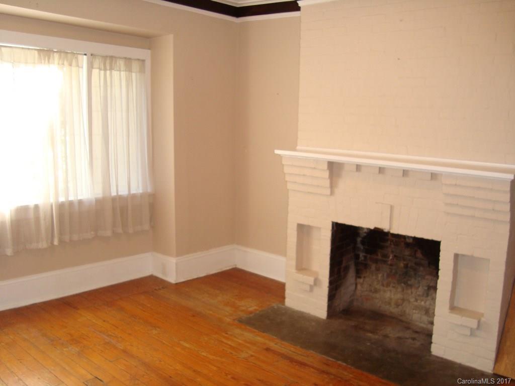 75 Lanier Street Tryon, NC 28782 - Photo 2 of 24 Gallery Image 2