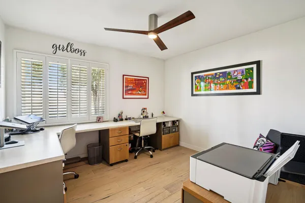 $949,000 | 835 North Farrell Drive, Palm Springs, CA 92262