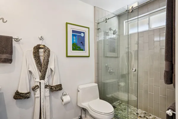 $949,000 | 835 North Farrell Drive, Palm Springs, CA 92262