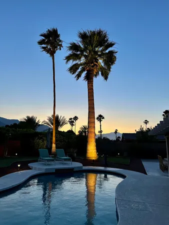 $949,000 | 835 North Farrell Drive, Palm Springs, CA 92262