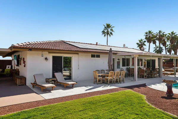$949,000 | 835 North Farrell Drive, Palm Springs, CA 92262