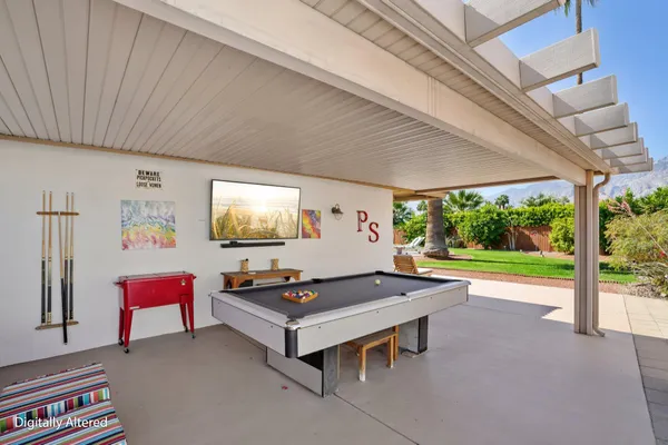 $949,000 | 835 North Farrell Drive, Palm Springs, CA 92262