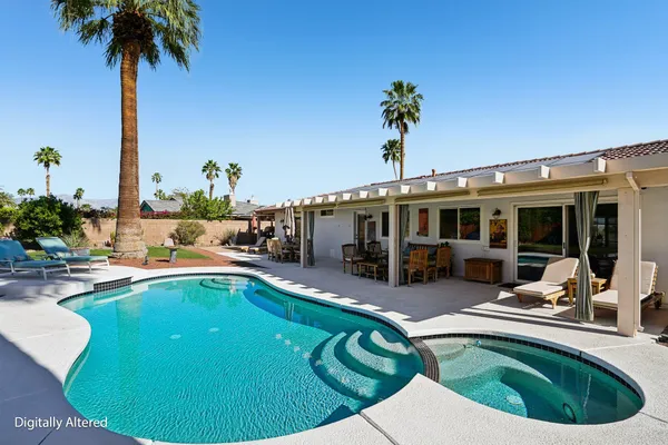 $949,000 | 835 North Farrell Drive, Palm Springs, CA 92262