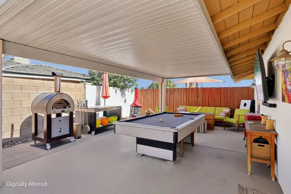 $949,000 | 835 North Farrell Drive, Palm Springs, CA 92262