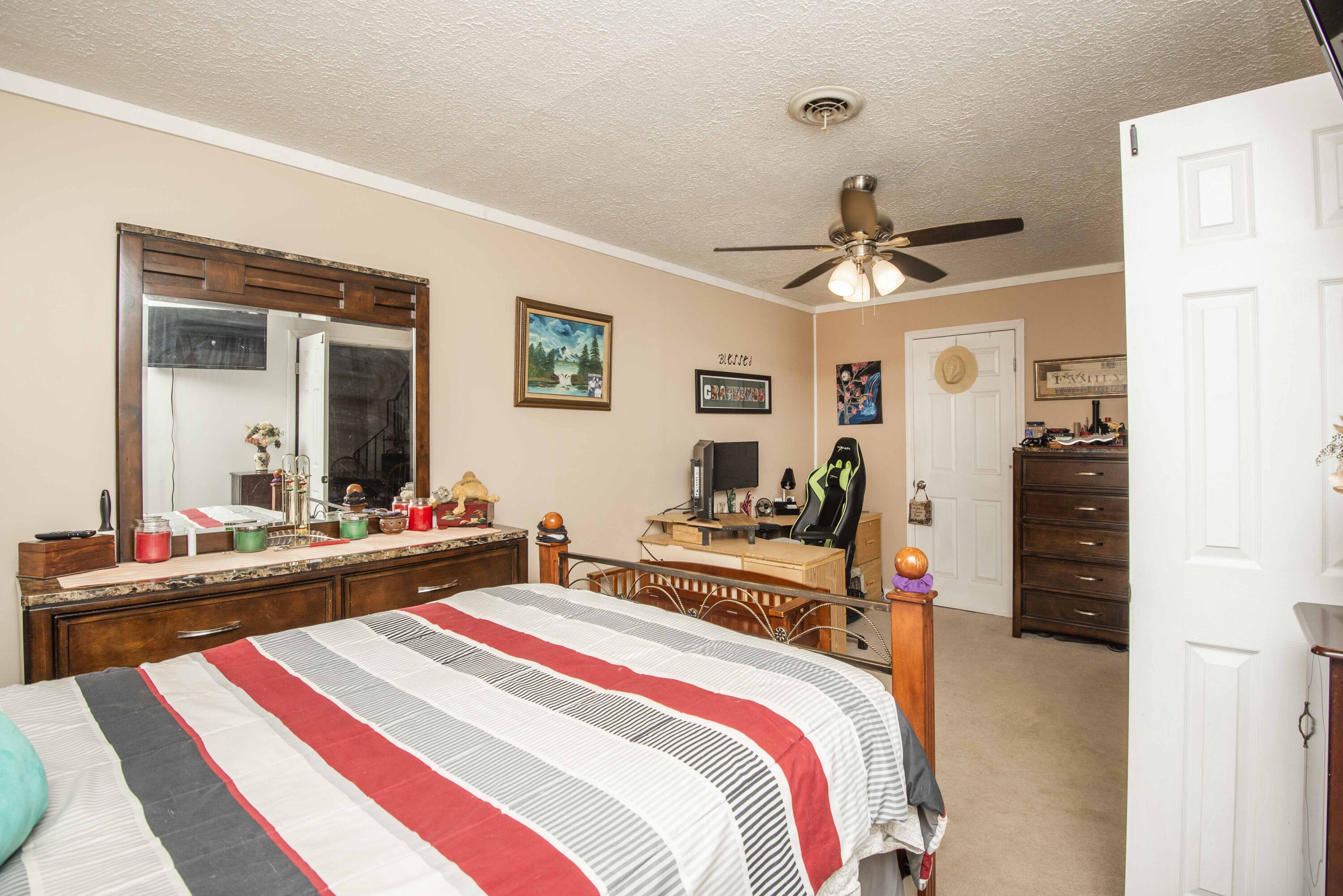 6101 Ridgeview Road Knoxville, TN 37918 - Photo 32 of 39 1D294E47-1919-4FF4-A515-92386C71D07D