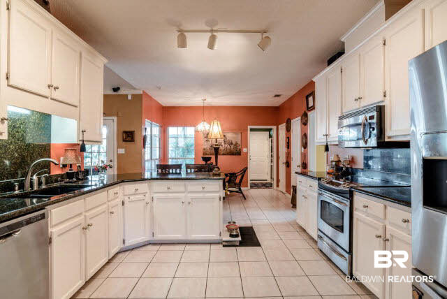 509 Trace Crossing Daphne, AL 36526 - Photo 12 of 41 Stainless steel appliances!