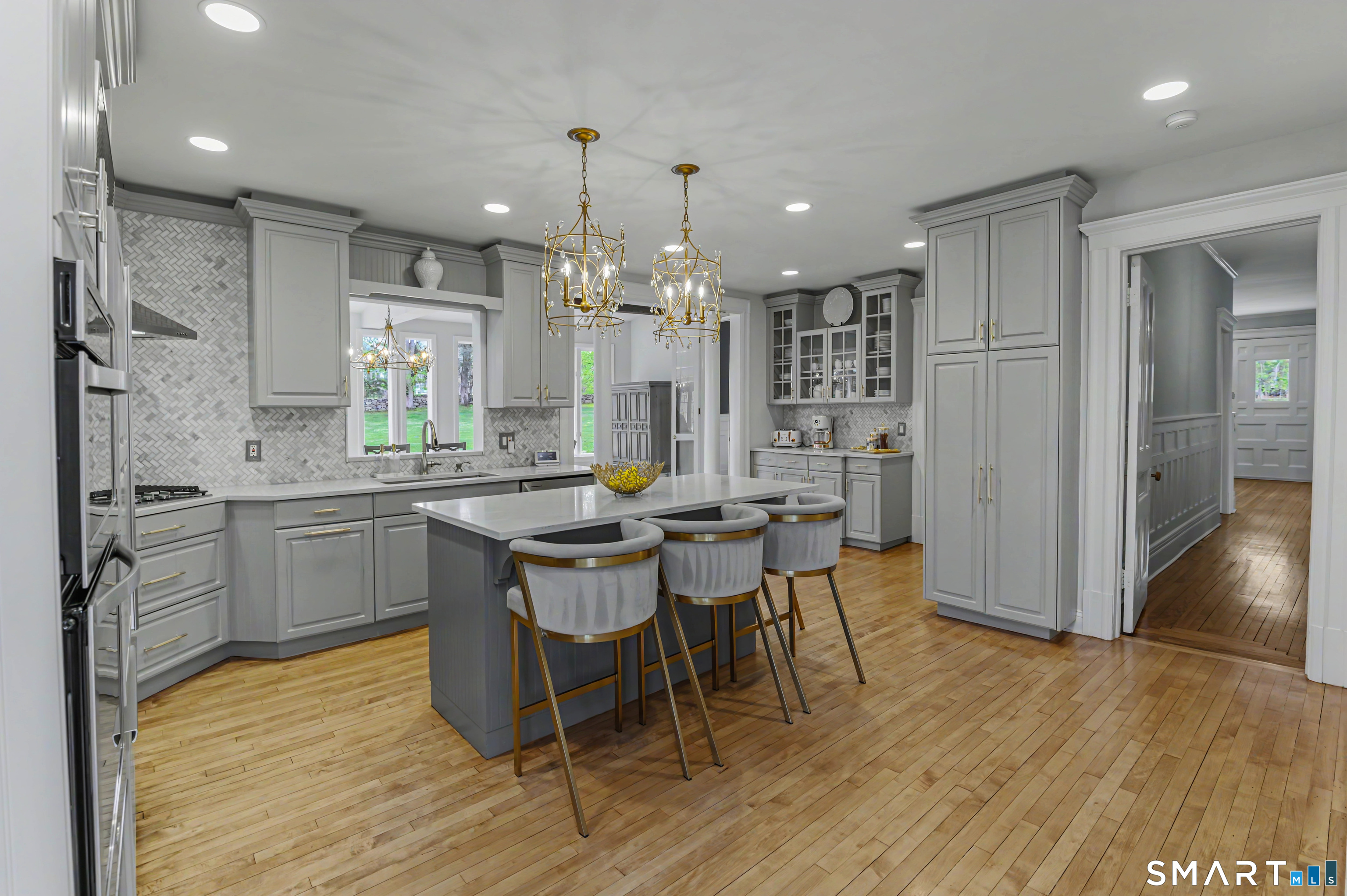 398 Wilton Road West Ridgefield, CT 06877 - Photo 11 of 40